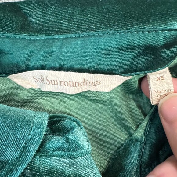 Soft Surroundings Emerald Green Velvet Long Sleeve Button Down Tunic C25 - Picture 2 of 6